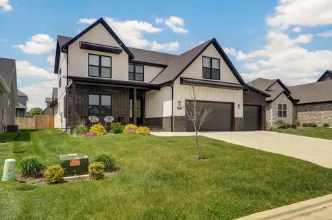 Exterior - 4911 S Burrows Ave, Springfield, MO 65810 photo 2 of 10
