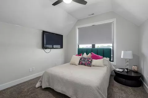 Bedroom - 4911 S Burrows Ave, Springfield, MO 65810 photo 5 of 7
