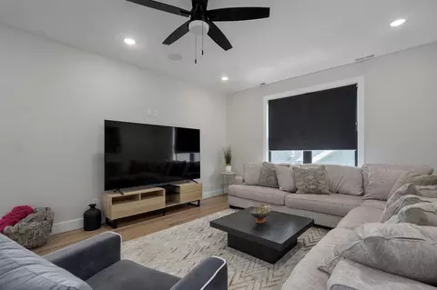 Living - 4911 S Burrows Ave, Springfield, MO 65810 photo 5 of 5