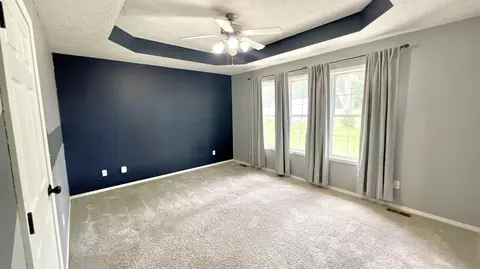 Bedroom - 603 Lakeview Dr, Aurora, MO 65605 photo 2 of 2