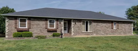 1545 S Fairwood Ave, Springfield, MO 65809