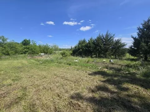 Exterior - 14008 Airport Rd, Cabool, MO 65689 photo 7 of 13