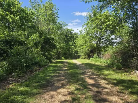 Other - 14008 Airport Rd, Cabool, MO 65689 photo 2 of 3