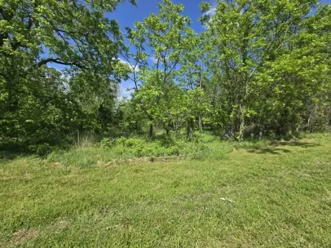 Exterior - 14008 Airport Rd, Cabool, MO 65689 photo 9 of 13