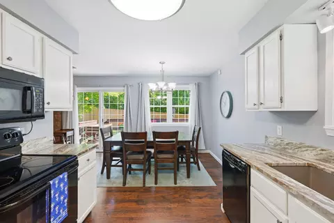 Kitchen - 129 Lancashire Dr, Branson, MO 65616 photo 3 of 4