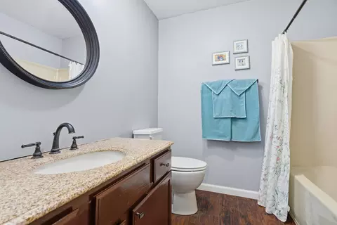 Bath - 129 Lancashire Dr, Branson, MO 65616 photo 2 of 2
