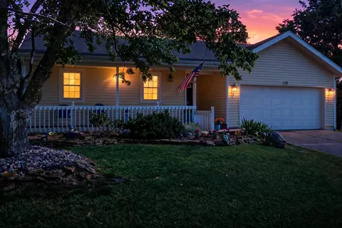 Exterior - 129 Lancashire Dr, Branson, MO 65616 photo 12 of 20