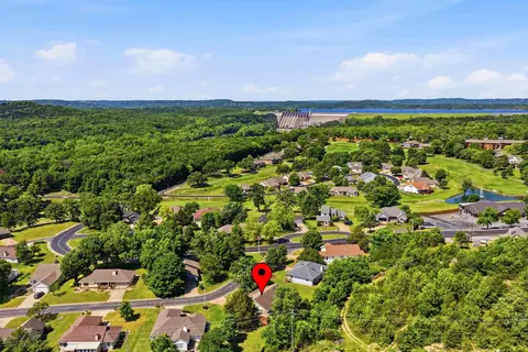 View/Area - 129 Lancashire Dr, Branson, MO 65616 photo 2 of 7