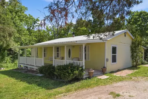 377 County Road 304, Gainesville, MO 65655