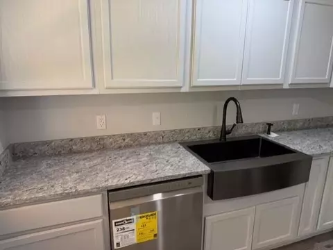 Kitchen - 1311 N Mansfield Rd, Ava, MO 65608 photo 4 of 4