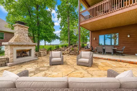 Exterior - 112 Grand Rdg, Branson, MO 65616 photo 9 of 13