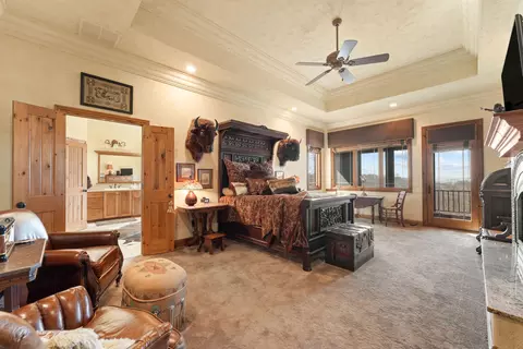 Bedroom - 112 Grand Rdg, Branson, MO 65616 photo 2 of 11