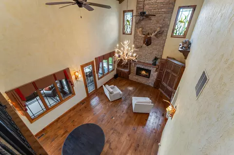 Living - 112 Grand Rdg, Branson, MO 65616 photo 4 of 4