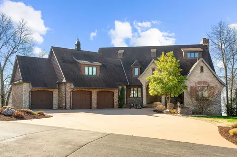 Exterior - 112 Grand Rdg, Branson, MO 65616 photo 2 of 13