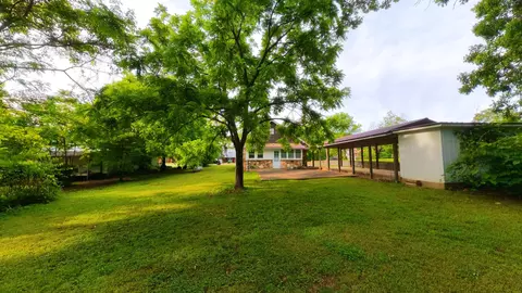 Exterior - 838 Chestnut St, Thayer, MO 65791 photo 10 of 11