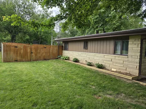 Exterior - 1405 Sheilah Ln, Monett, MO 65708 photo 2 of 15