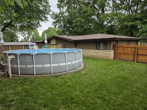 Exterior - 1405 Sheilah Ln, Monett, MO 65708 photo 12 of 15