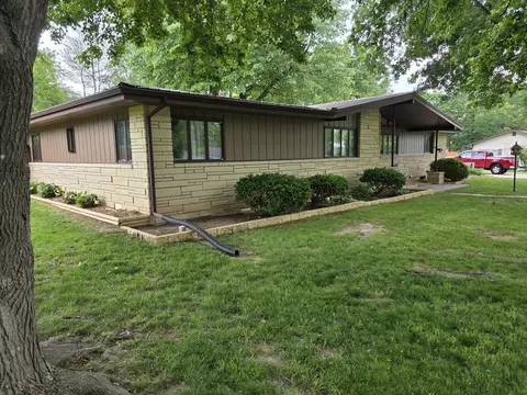 Exterior - 1405 Sheilah Ln, Monett, MO 65708 photo 6 of 15