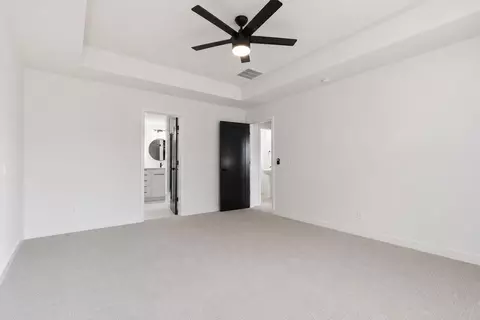 Bedroom - 1365 W Gaslight Dr, Springfield, MO 65810 photo 10 of 13