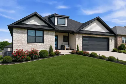1365 W Gaslight Dr, Springfield, MO 65810