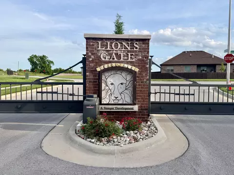 View/Area - 1365 W Gaslight Dr, Springfield, MO 65810 photo 4 of 4