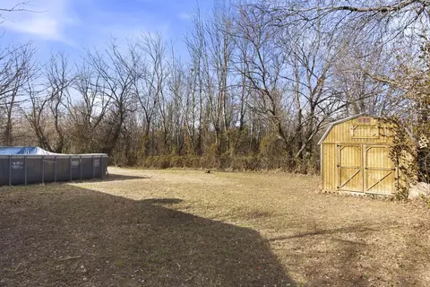 Exterior - 1343 W Tracker Rd, Nixa, MO 65714 photo 6 of 7