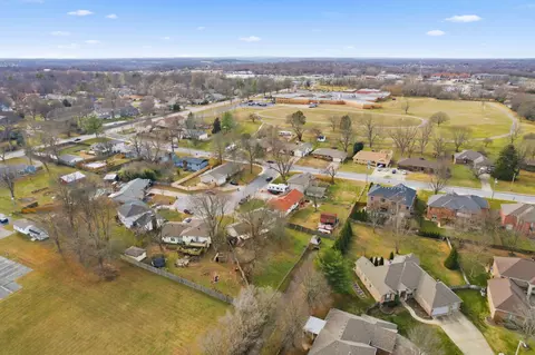 View/Area - 719 E Westchester Ct, Springfield, MO 65810 photo 3 of 6