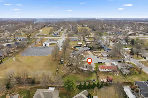 View/Area - 719 E Westchester Ct, Springfield, MO 65810 photo 6 of 6