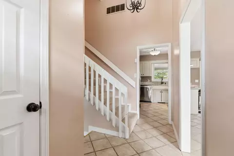 Entry Way - 719 E Westchester Ct, Springfield, MO 65810 photo 1 of 1