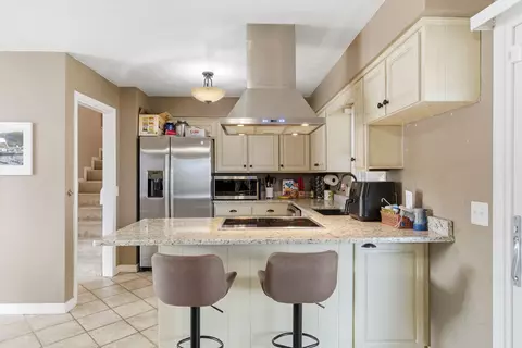 Kitchen - 719 E Westchester Ct, Springfield, MO 65810 photo 5 of 5