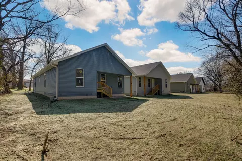 Exterior - 1115 E Smith St, Springfield, MO 65803 photo 3 of 3