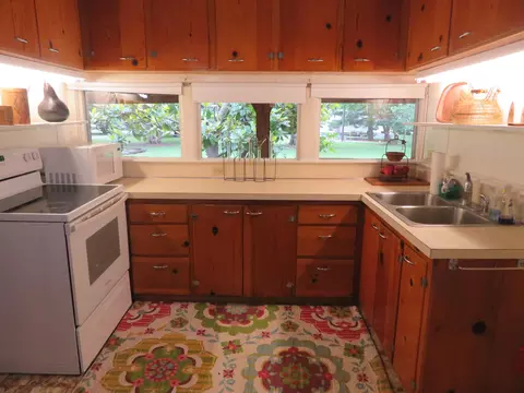 Kitchen - 2421 E Delana St, Springfield, MO 65804 photo 1 of 1