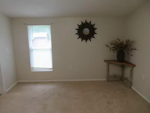 Living - 2421 E Delana St, Springfield, MO 65804 photo 3 of 4