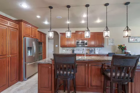 Kitchen - 2390 State Highway T, Branson, MO 65616 photo 2 of 3