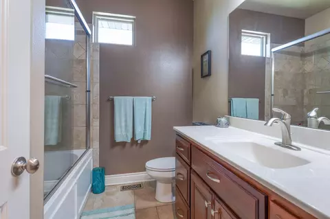 Bath - 2390 State Highway T, Branson, MO 65616 photo 2 of 4