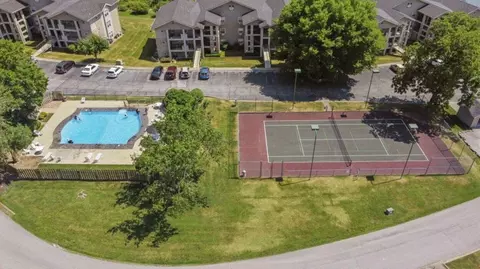 Exterior - 525 Valley View Rd #301, Branson, MO 65616 photo 13 of 13