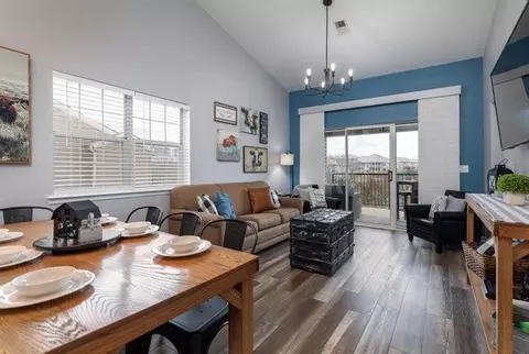 Dining - 525 Valley View Rd #301, Branson, MO 65616 photo 1 of 4