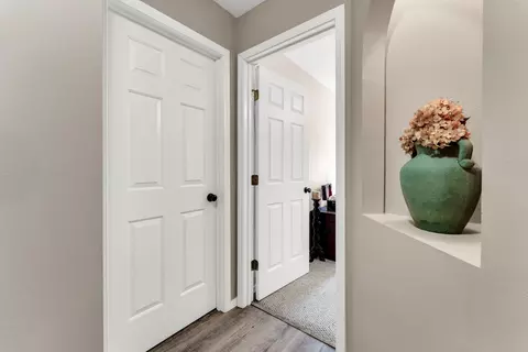 Entry Way - 5118 N 9th St, Ozark, MO 65721 photo 4 of 5