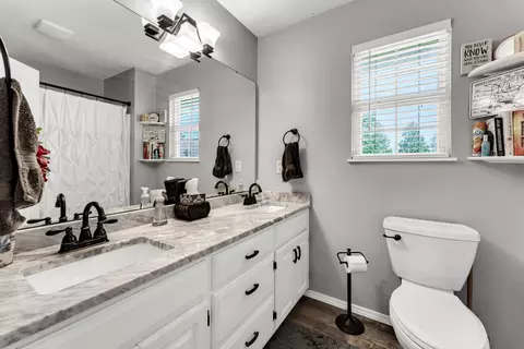 Bath - 5118 N 9th St, Ozark, MO 65721 photo 2 of 2