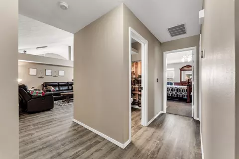 Entry Way - 5118 N 9th St, Ozark, MO 65721 photo 5 of 5