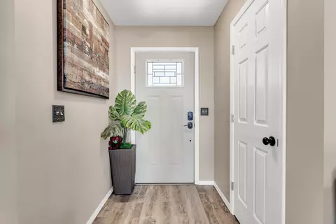 Entry Way - 5118 N 9th St, Ozark, MO 65721 photo 1 of 5