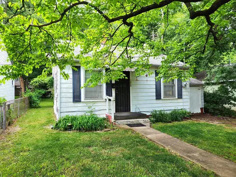 1655 E 8th St, Springfield, MO 65802