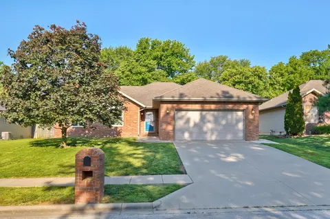 721 N Bluegill St, Nixa, MO 65714