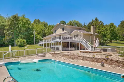Exterior - 4932 E Farm Road 166, Springfield, MO 65809 photo 5 of 11