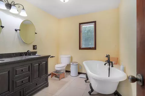 Bath - 4932 E Farm Road 166, Springfield, MO 65809 photo 3 of 7