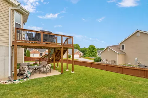 Exterior - 2182 W Drake St, Springfield, MO 65810 photo 9 of 10