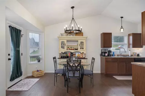 Dining - 2182 W Drake St, Springfield, MO 65810 photo 1 of 1