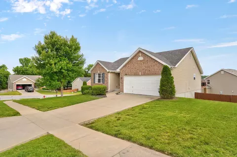 Exterior - 2182 W Drake St, Springfield, MO 65810 photo 10 of 10