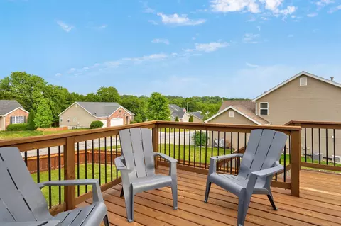 Exterior - 2182 W Drake St, Springfield, MO 65810 photo 3 of 10