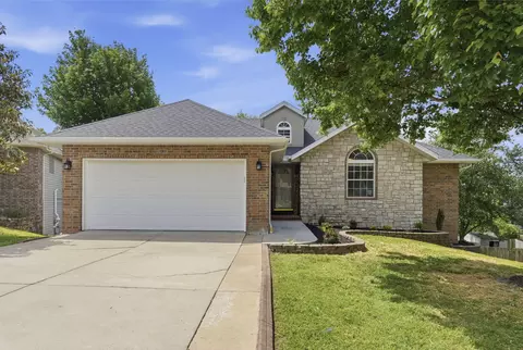 2122 W Melbourne Ct, Springfield, MO 65810 photo 2